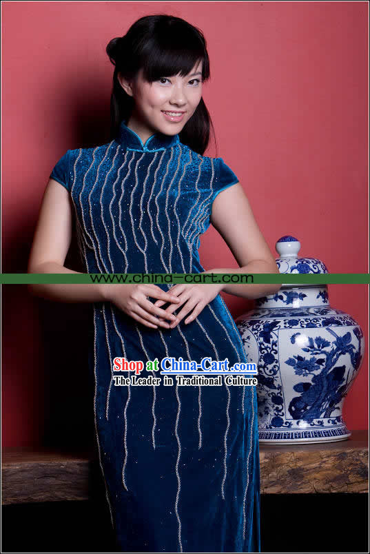 Elegant Chinese Stunning Velour Long Cheongsam