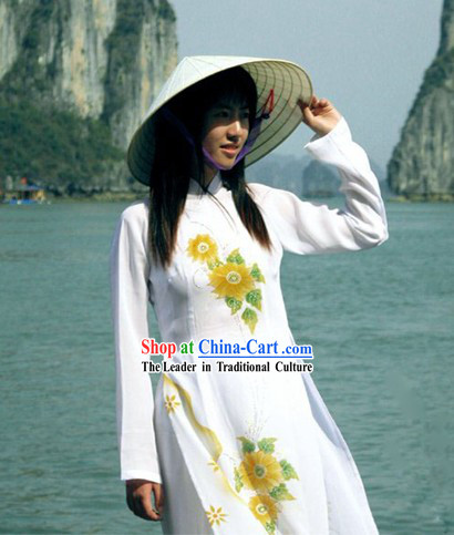 Vietnamese Traditional Long Cheongsam and Bamboo Hat Set