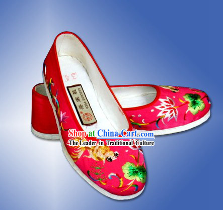 Chinese Hand Made Lucky Goldfish Cloth Embroidery Shoes