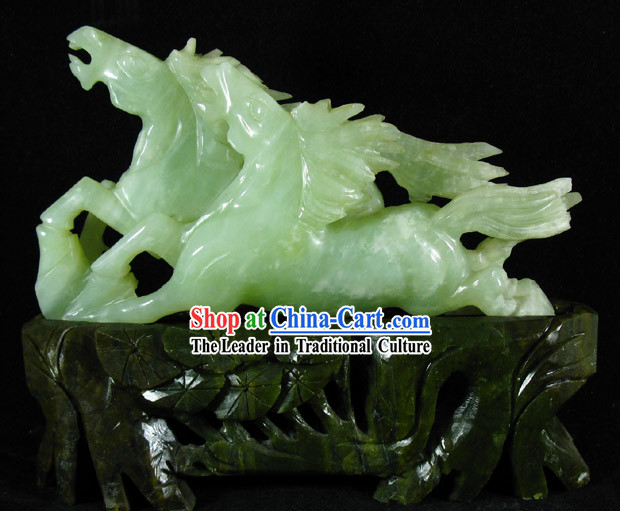 Chinese Classical Natural Jade Horse Sculpture