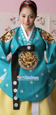 Traditional Korean Hanbok Dress Set