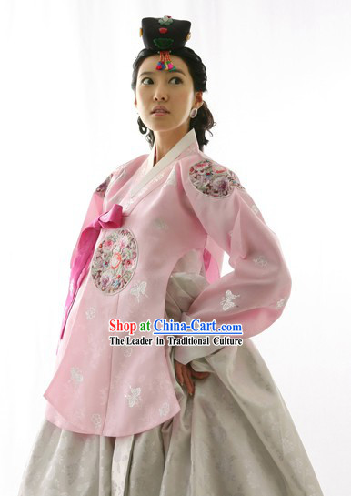 Traditional Korean Wedding Hanbok for Bride