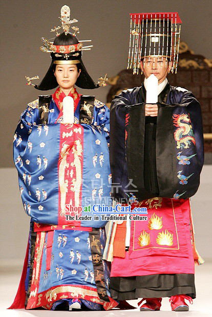 Ancient Korean Emperor and Empress Costumes 2 Sets