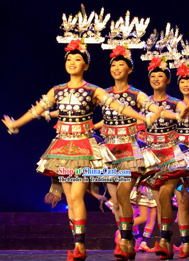 Chinese Traditional Miao Minority Costumes, Silver Helmet and Necklace Set