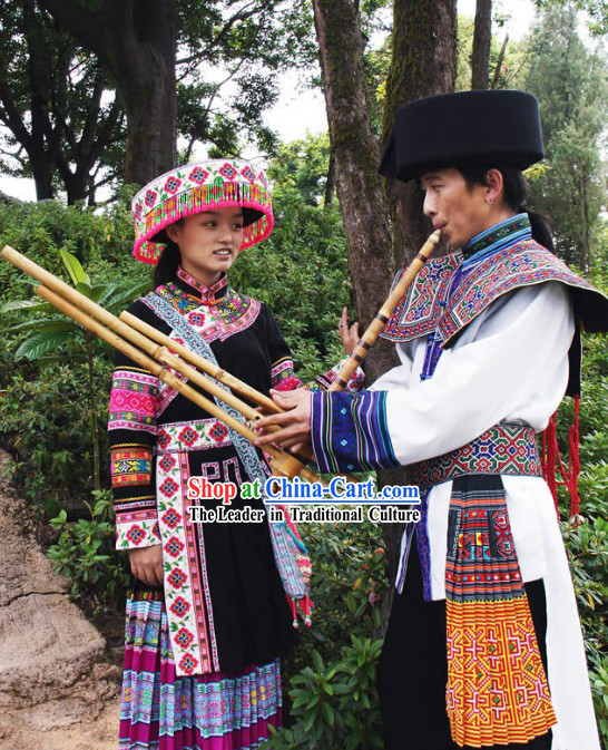 Yunnan Miao Ethnic Clothing for Men and Women