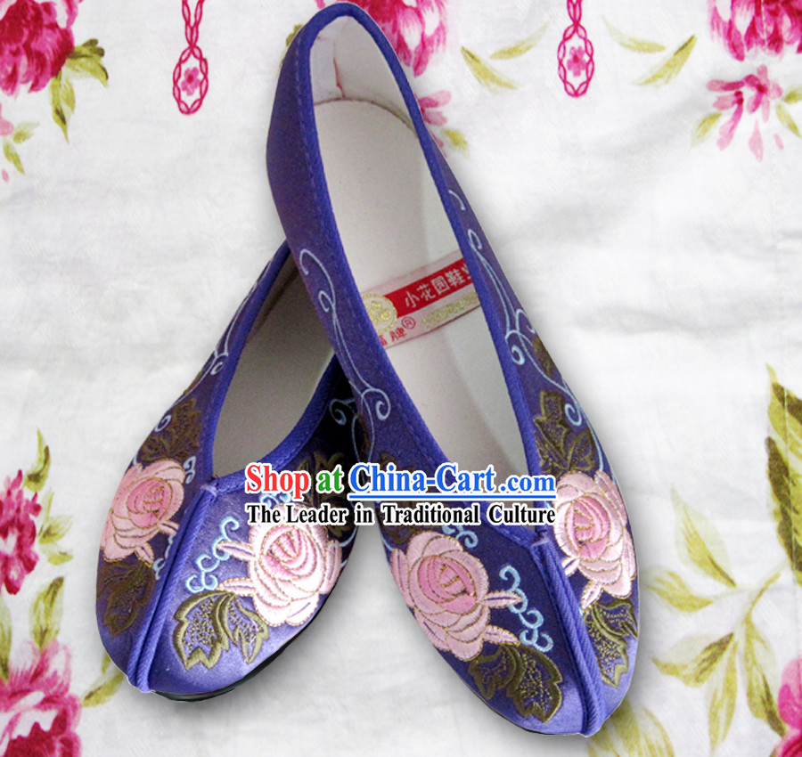 Chinese Purple Flower Embroidery Shoes