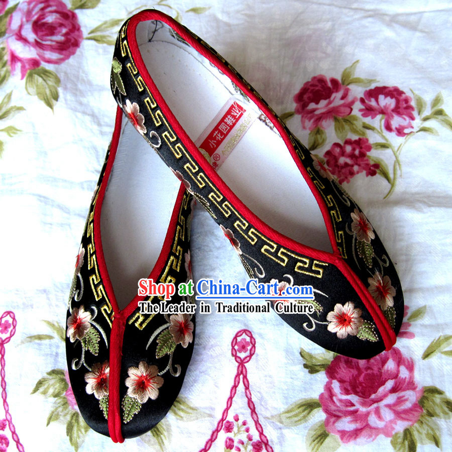 Chinese Black Hanfu Embroidery Shoes for Bride