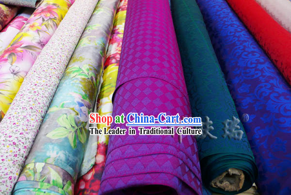 Traditional Chinese Beijing Rui Fu Xiang Silk Fabric