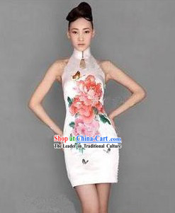 Chinese Modern Short Embroidered Peony Cheongsam