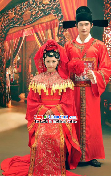 Ancient Chinese Red Wedding Dresses for Brides and Bridegrooms