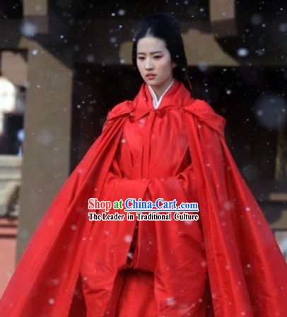 Chinese Classical Red Wedding Dress and Cape for Brides