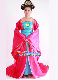 Ancient Chinese Tang Dynasty Costumes for Women