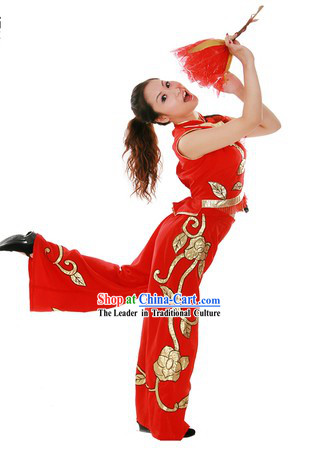 Traditional Chinese Dragon Dancer Costume for Women