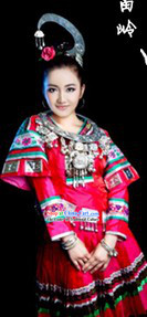 Traditional Chinese Miao Minority Outfit and Headpiece for Women