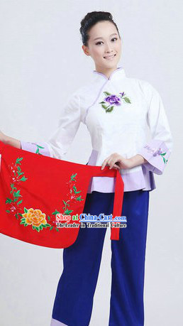 Chinese Folk Yangge Dancing Costumes and Headpiece for Women