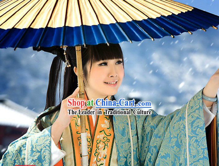 Ancient Chinese Han Dynasty Empress Clothing for Women