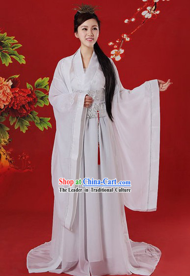 Ancient Chinese White Beauty Costumes for Women