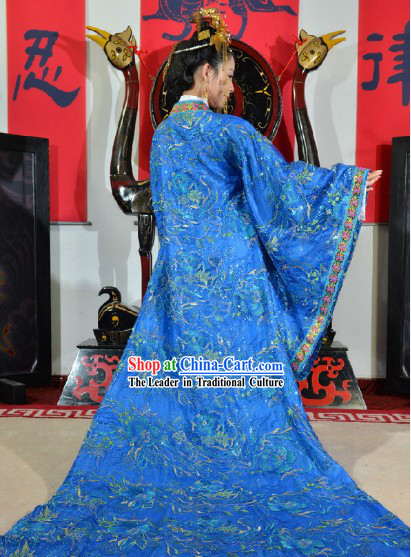 Traditional Ancient Chinese Tang Dynasty Wedding Outfit for Brides