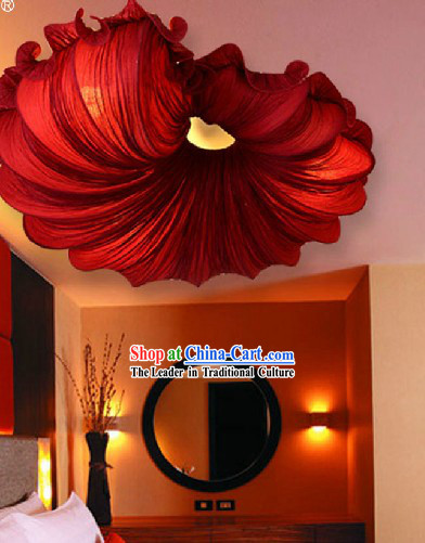Traditional Handmade Red Chinese Trumpet Shell Shape Ceiling Lantern