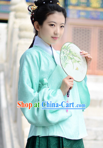 The Chinese Ming Dynasty Clothing for Women