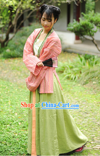 Han Dynasty Female Traditional Clothing