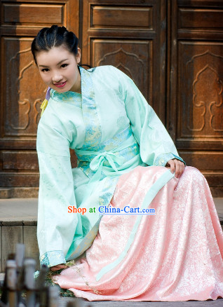 Traditional Clothing of the Han Chinese