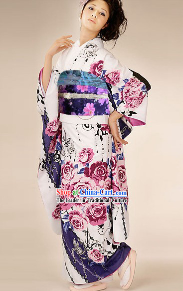 Traditional Japanese Peony Kimono Set for Women