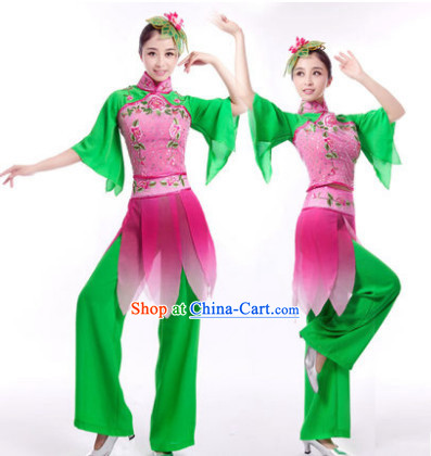 Traditional Chinese Festival Performance Long Ribbon Fairy Dancing Dresses and Hair Accessories