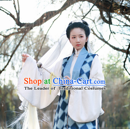 Chinese Ming Dynasty Wear Clothing and Hair Jewelry Complete Set for Women