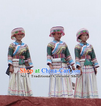 China Yunnan Lijiang Miao Minority Clothes and Hat for Women