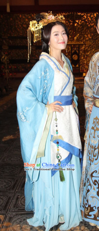 Chinese Traditional Princess Costume and Hair Accessories