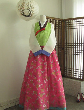 Asian Fashion Korean National Costume for Women