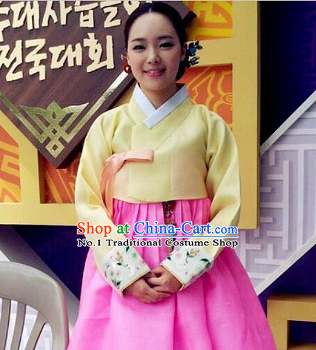 Korean Woman Traditional Clothes Hanbok Dress Shopping