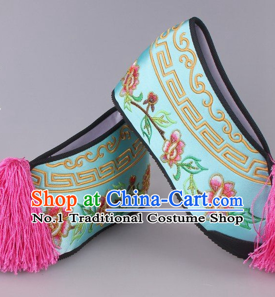 Chinese Beijing Opera Hua Dan Hua Tan Embroidered Flower Shoes for Women