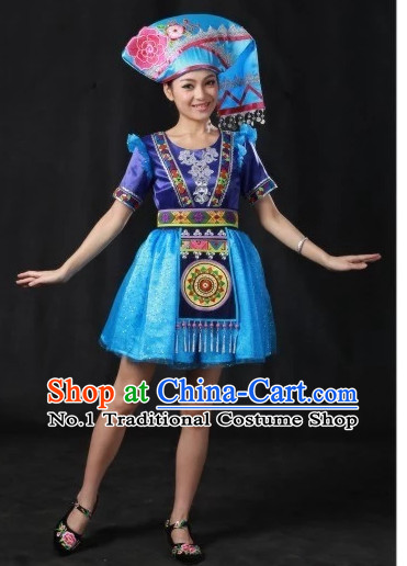 Traditional Chinese Ethnic Zhuang People Folk Clothes and Hat Complete Set for Women