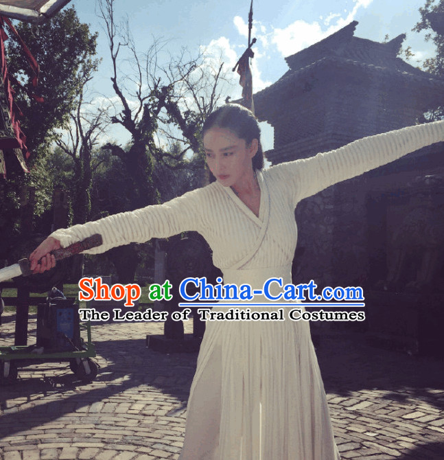 Pure White Swordwoman Hanfu Dresses