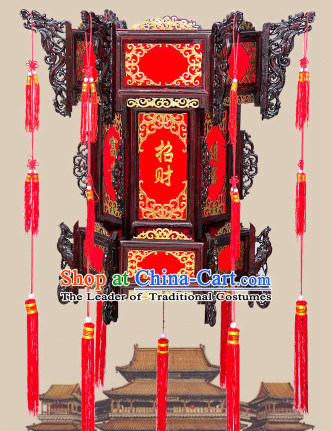 Chinese Ancient Handmade and Carved Natural Wood Hanging Lantern