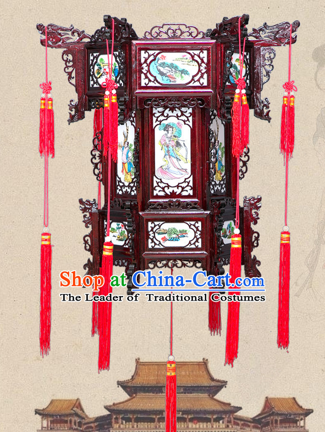 Chinese Ancient Handmade and Carved Natural Wood Hanging Lantern