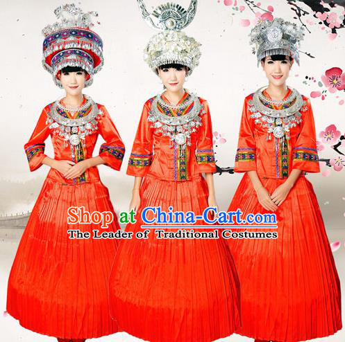 Traditional Chinese Miao Nationality Dancing Costume, Hmong Female Folk Dance Ethnic Pleated Skirt, Chinese Minority Nationality Embroidery Costume for Women