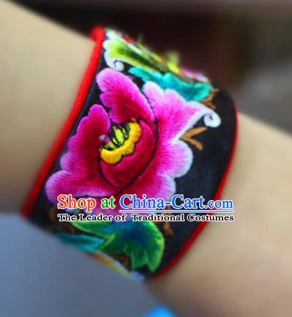 Traditional Chinese Miao Nationality Jewelry Accessories Bracelet, Hmong Ethnic Accessories Embroidery Bracelet for Women