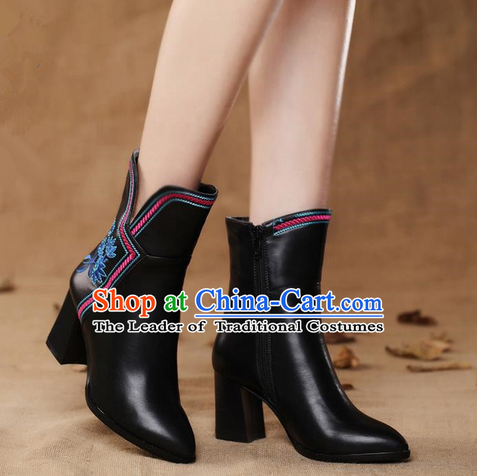 Traditional Chinese Folk Dance Shoes, China Female Embroidered Shoes, Chinese Minority Nationality Embroidery Ankle Boots for Women