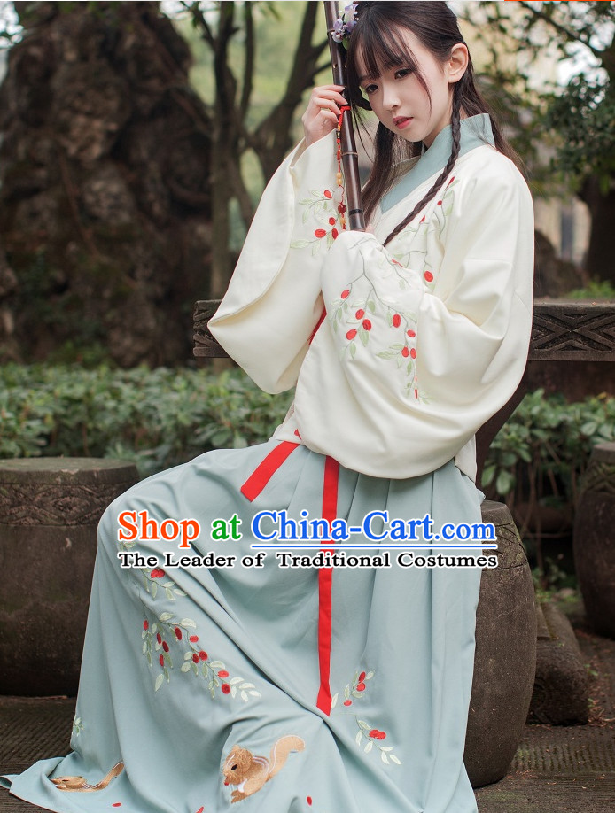 Ancient Chinese Embroidered Squirrel Hanfu Garment Top and Bottom Clothing Complete Set