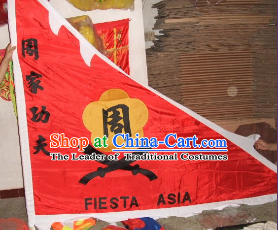 Traditional Chinese Lion Dance Dragon Dance Performance Troupe Big Triangle Banner Giant Flag