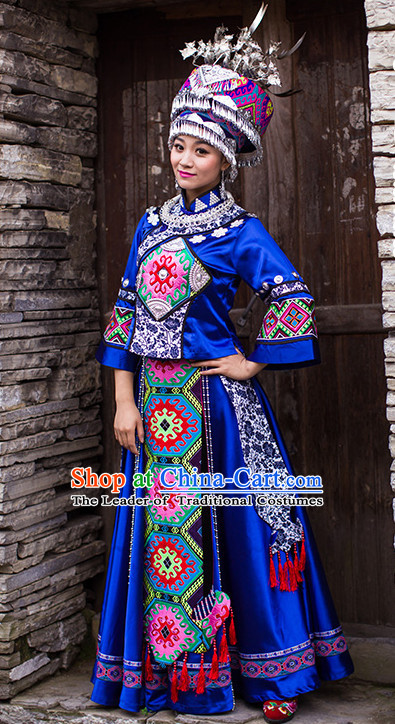 Chinese Ethnic Groups Wear Dresses Traditional Clothing for Women