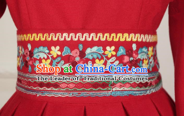 Traditional Chinese Embroidered Corset Heavy Embroidery Wool Wide Belt for Women