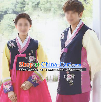 Traditional Korean Costumes Bridegroom and Bride Formal Attire Ceremonial Clothes, Korea Court Embroidered Wedding Clothing for Men for Women