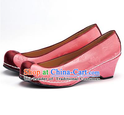 Traditional Korean National Wedding Embroidered Shoes, Asian Korean Hanbok Bride Embroidery Pink Satin Shoes for Women