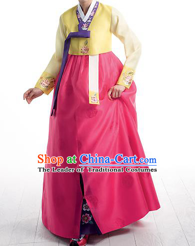 Asian Korean National Handmade Formal Occasions Wedding Bride Clothing Embroidered Yellow Blouse and Pink Dress Palace Hanbok Costume for Women