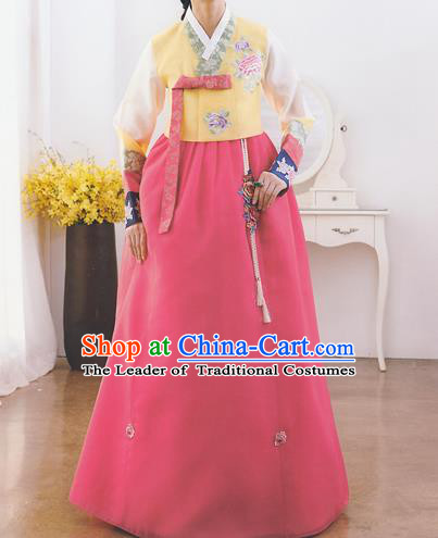 Korean National Handmade Formal Occasions Wedding Bride Clothing Embroidered Yellow Blouse and Pink Dress Palace Hanbok Costume for Women