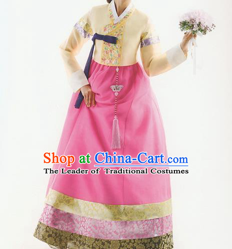 Korean National Handmade Formal Occasions Wedding Bride Clothing Embroidered Yellow Blouse and Pink Dress Palace Hanbok Costume for Women